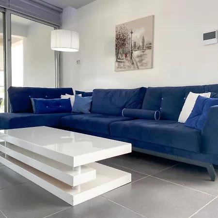 Apartament Phaedrus Living: Modern Flat Strovolos 201